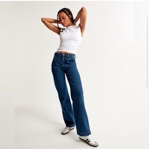 Abercrombie & Fitch Curve Love The 90s Relaxed Jeans